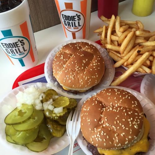 Eddie's Grill: Geneva on the Lake, Ohio
