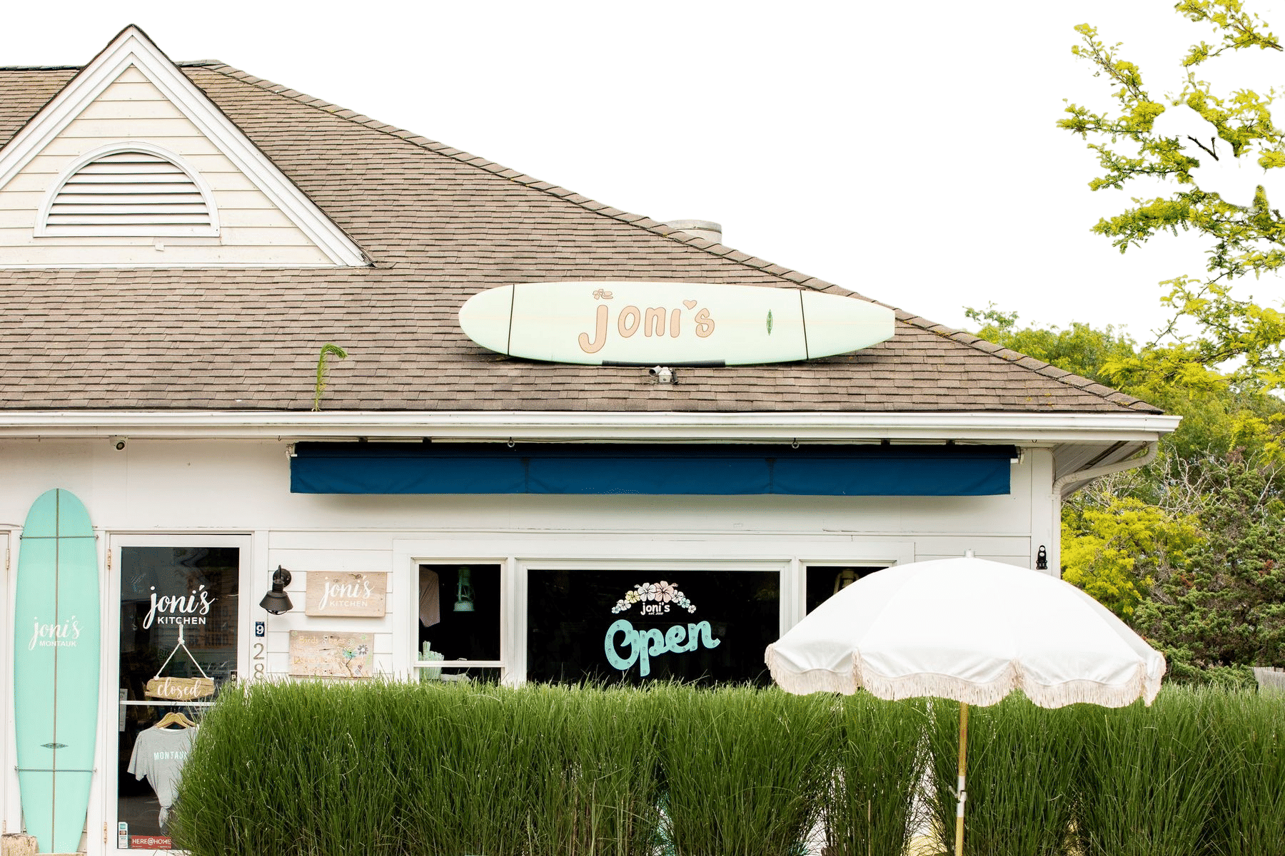 Joni's Montauk - actual breakfast of champions