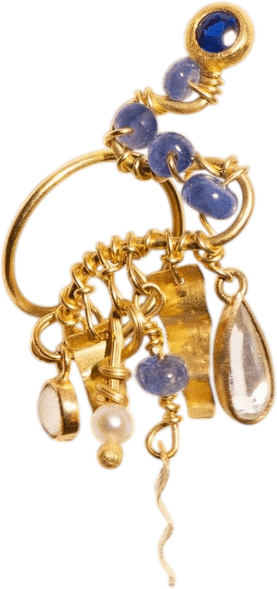 Middle Daphne Sapphire Earring