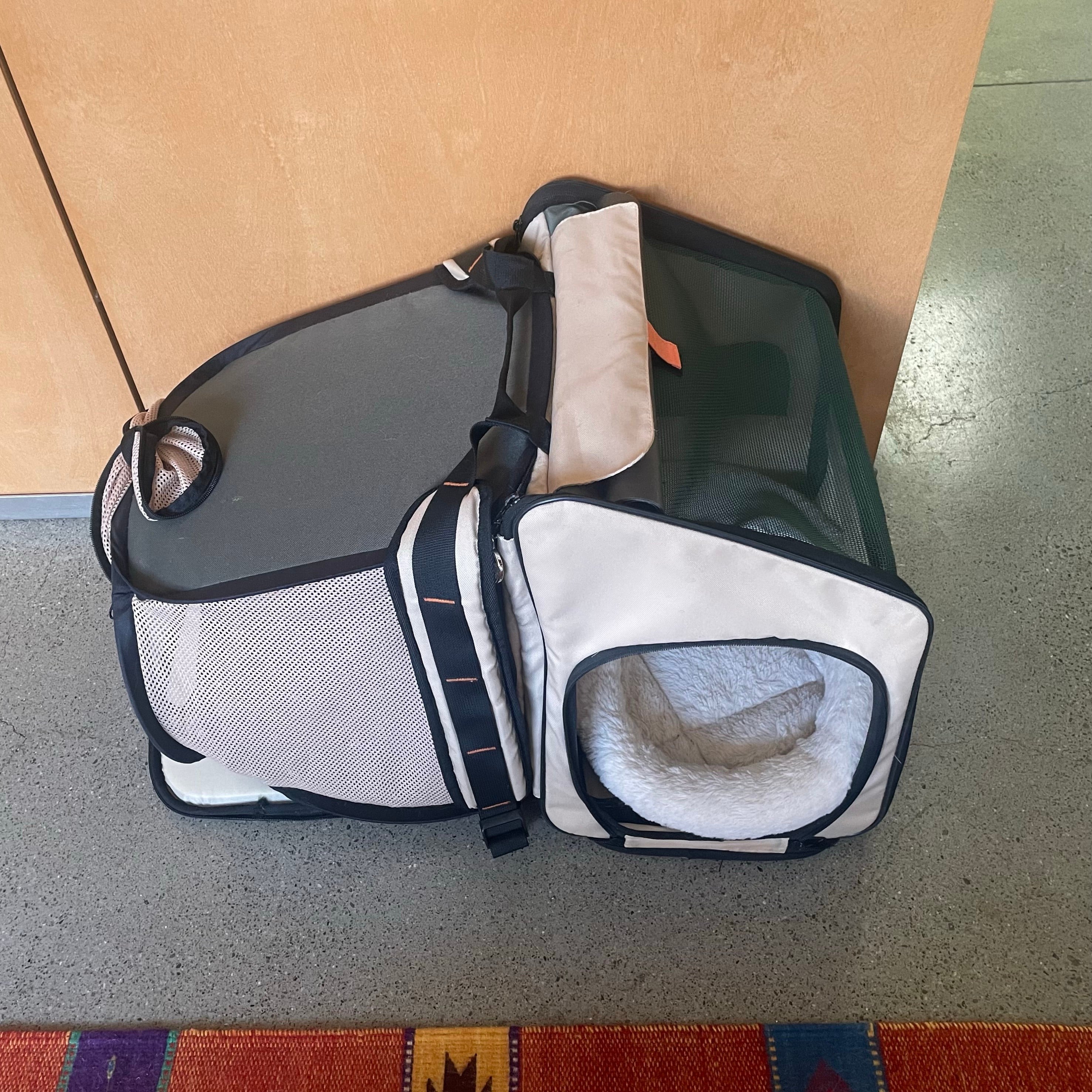 Pidan expandable backpack carrier
