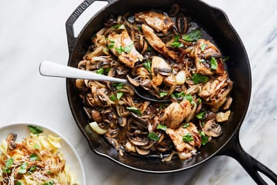 Skillet Chicken With Caramelized Onions and Mushrooms Recipe