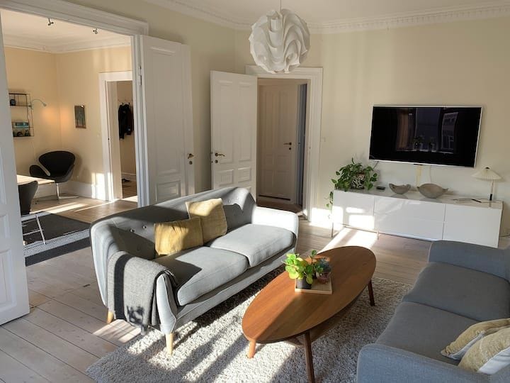 Rental unit in Frederiksberg (3 bedrooms)