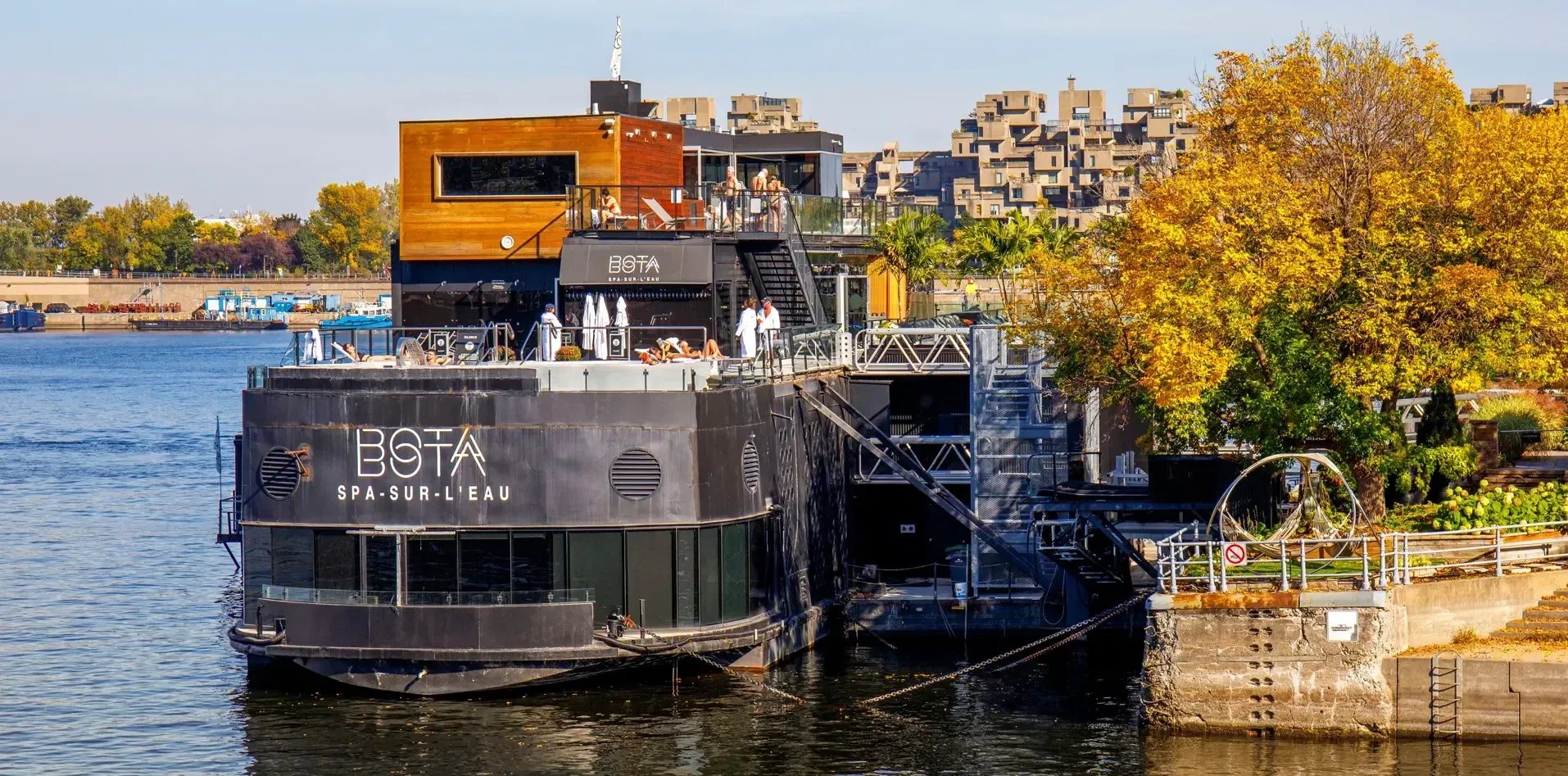 Bota Bota Spa