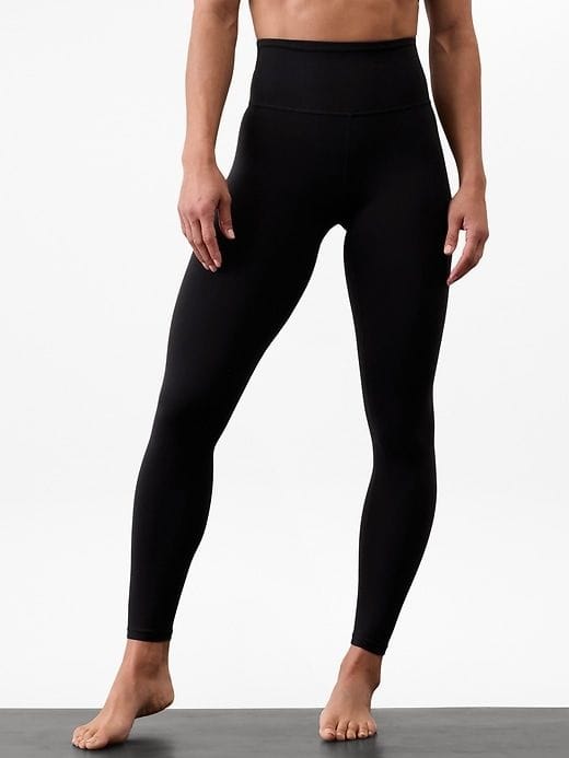 A pair of black leggings that don’t fall down