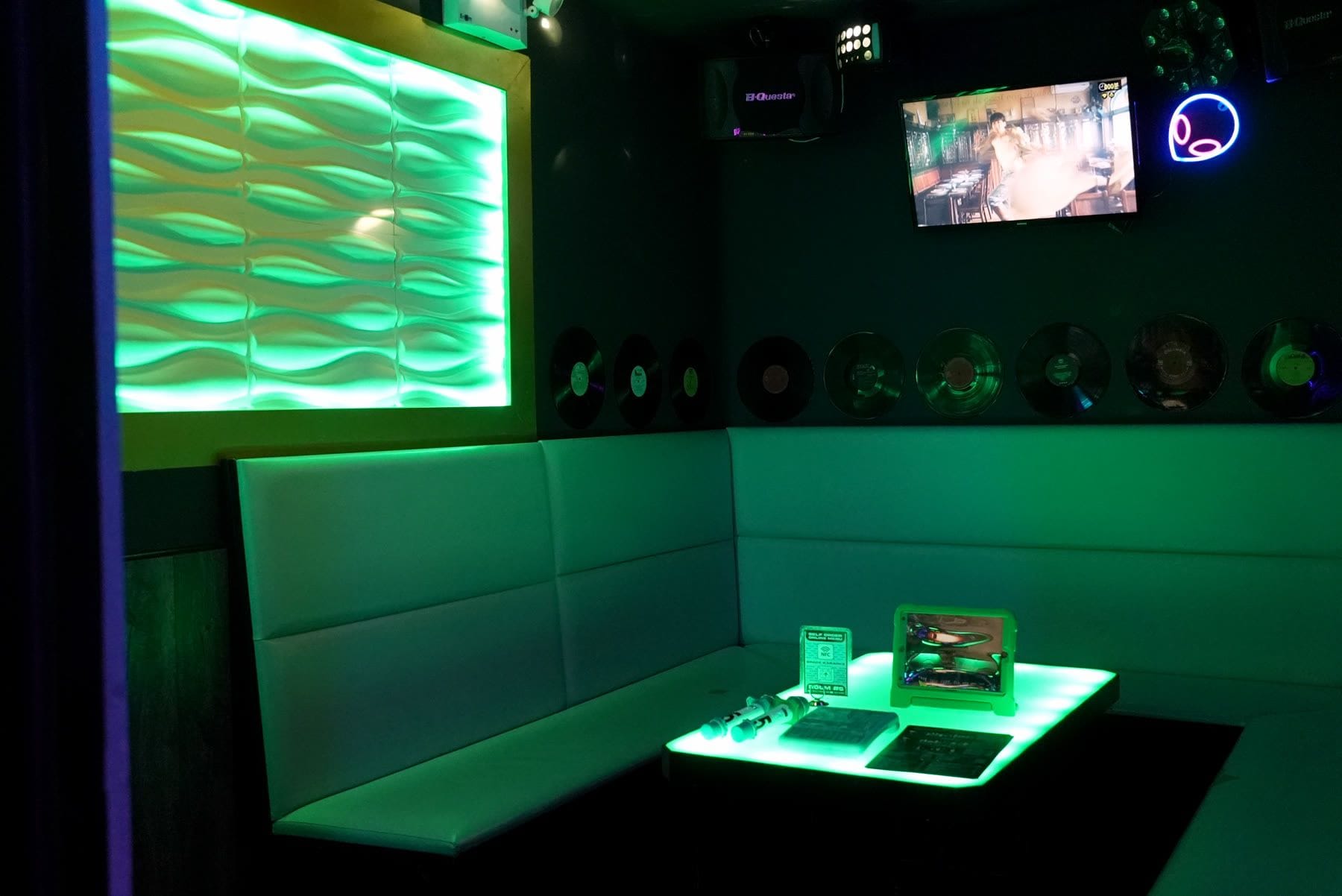 Private Karaoke Room for 2
