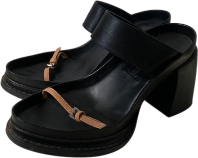 90s Black and Tan Heels