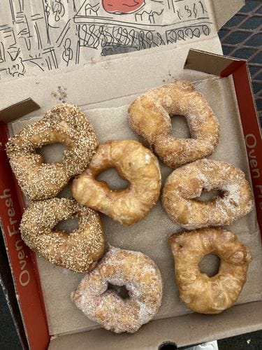 Hole Doughnuts