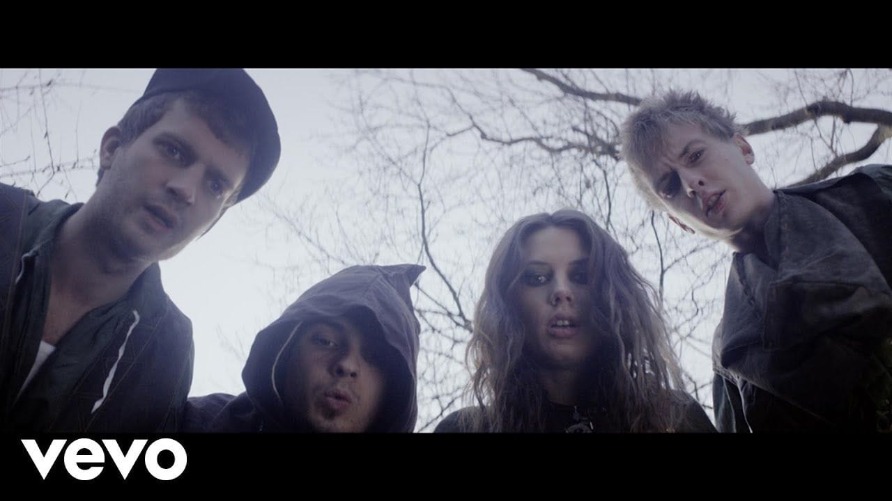 Wolf Alice - "Giant Peach"