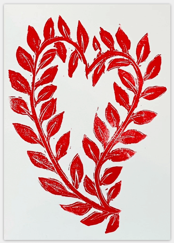 Minnieolga Leafy Heart