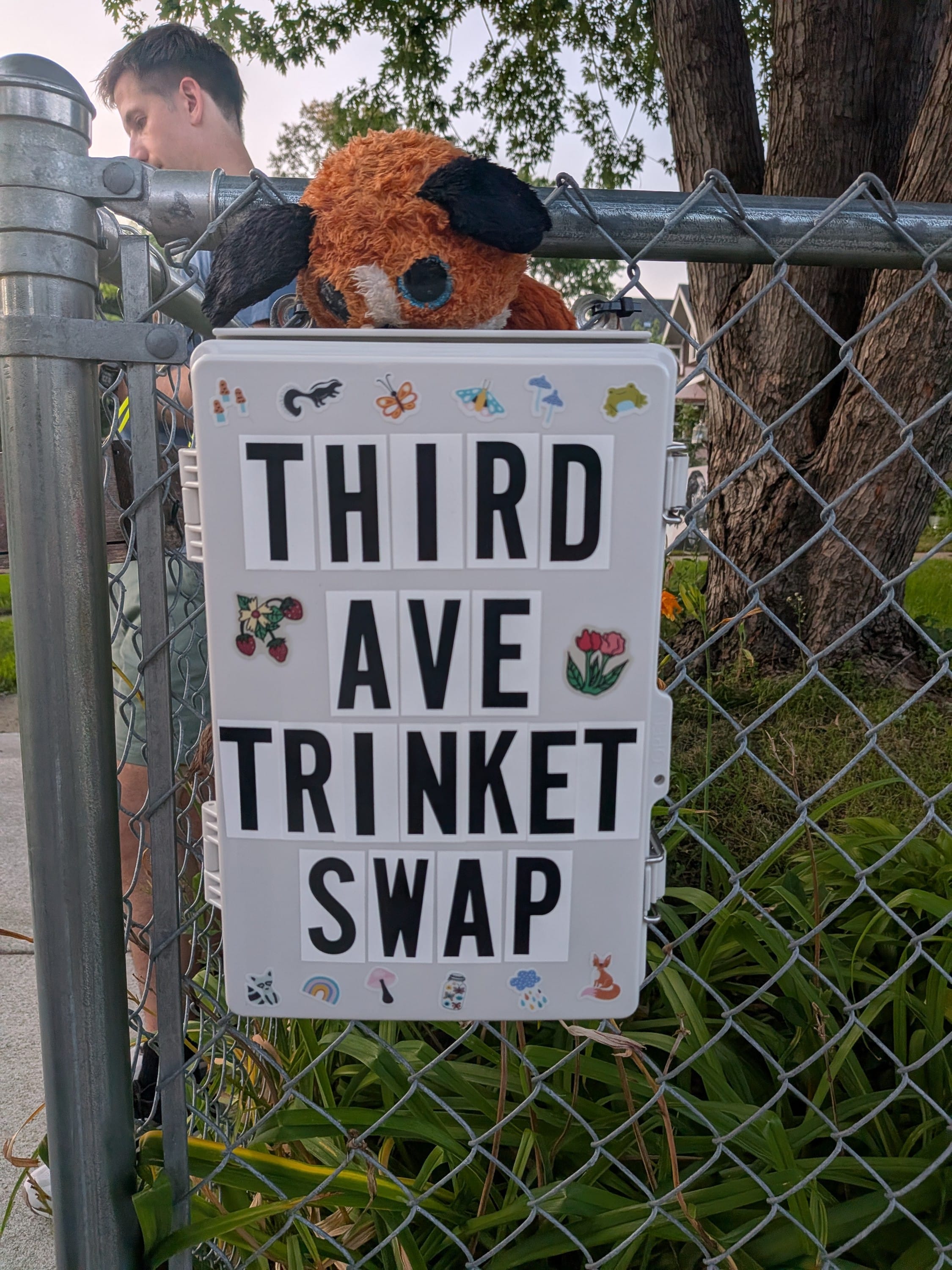 Add a trinket swap to your block!