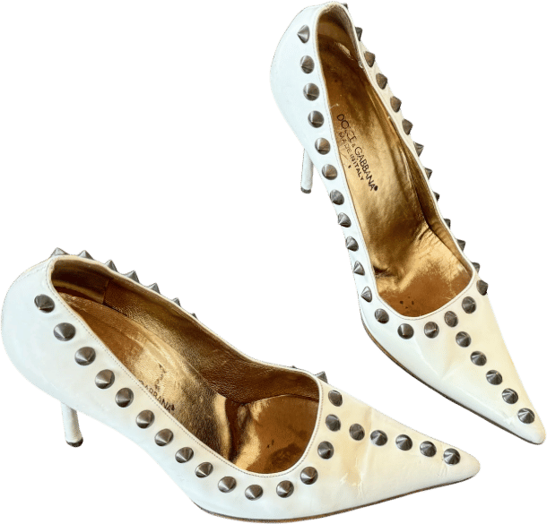 Only open to the public on weekends