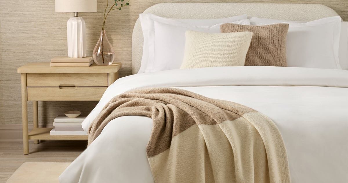Make Sure Your Guest Bed Has Enough Pillows