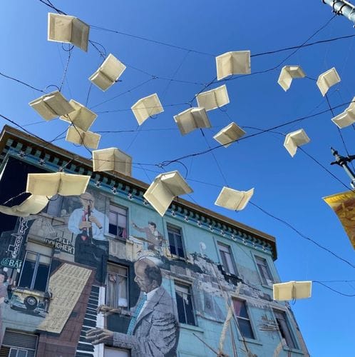 San Francisco: Bookstores To Plan Your Day Around