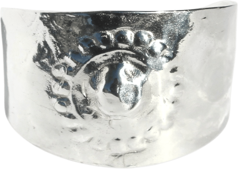 Mother Cuff in Silver