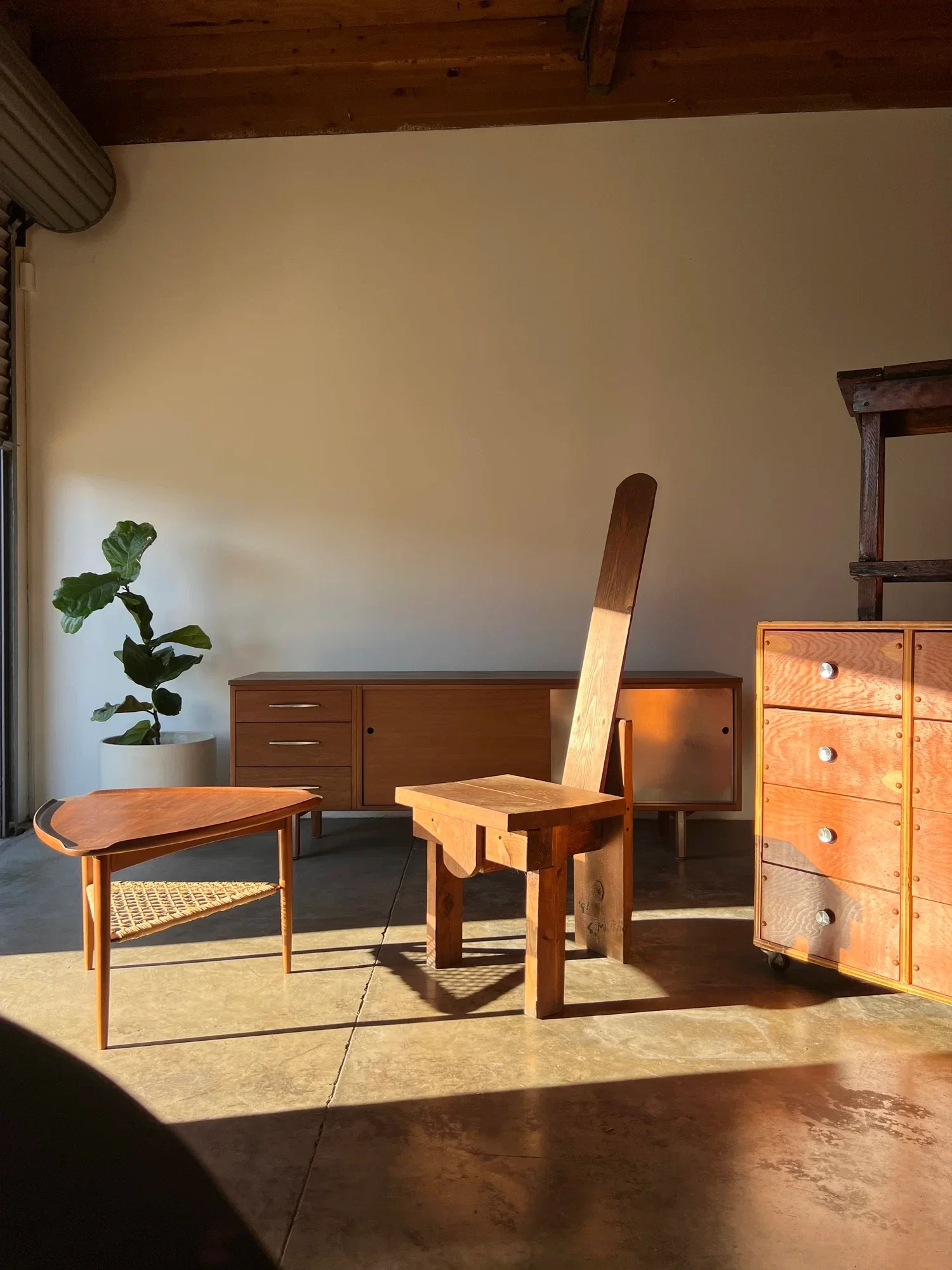 "modern for all" furniture dealer