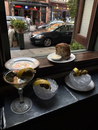 Maison Premiere Tini