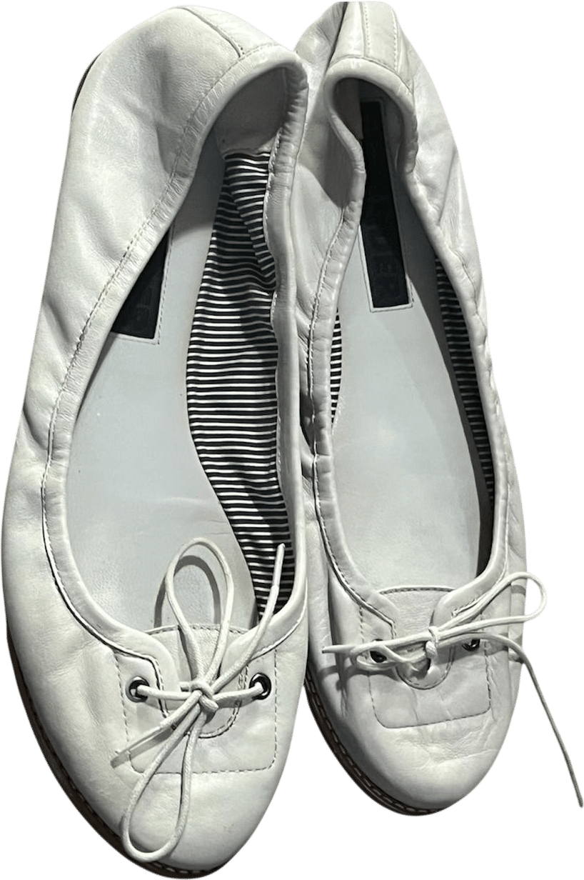 Jil Sander white ballet flats