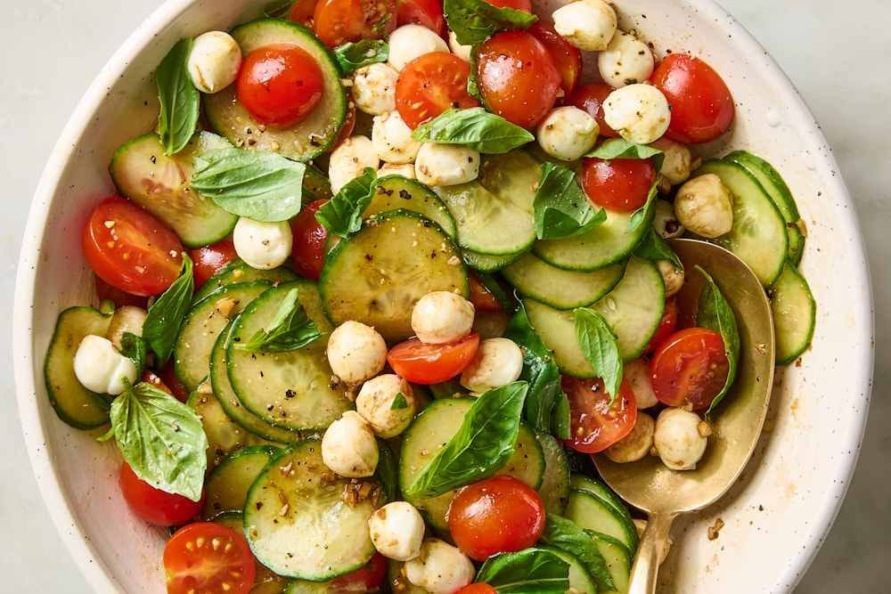 20-Minute Caprese Cucumber Salad