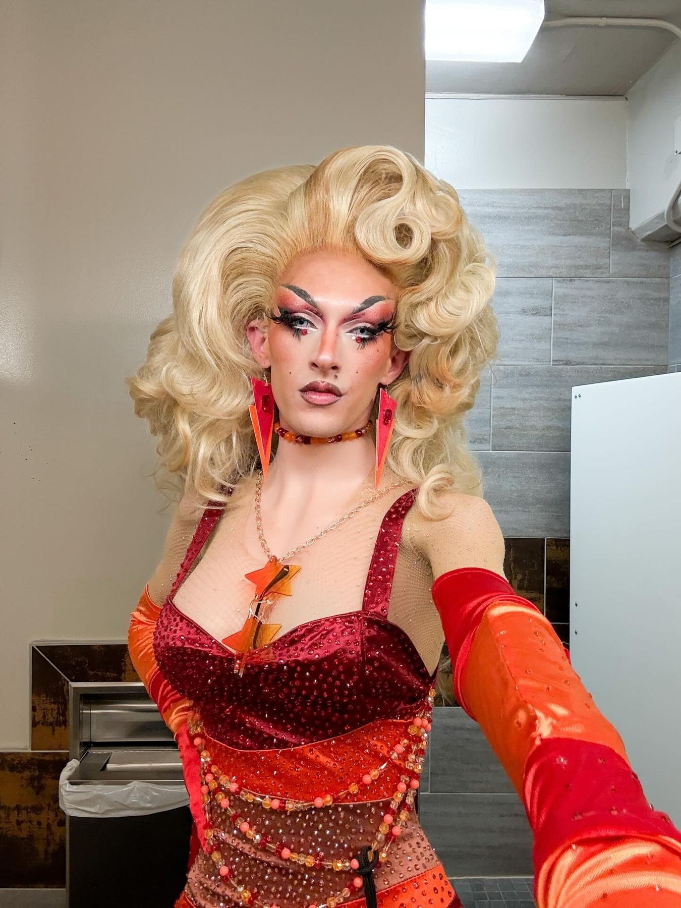 Having a drag queen friend teach you how to do makeup