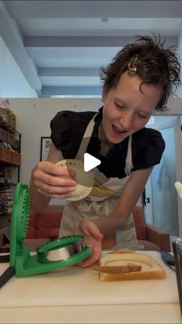 Pistachio Strawberry Jam Uncrustable Recipe