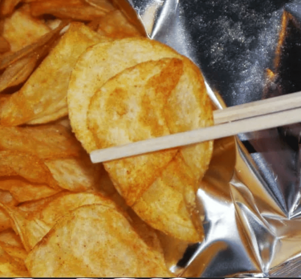 Carrying disposable chopsticks for germ-free snacking