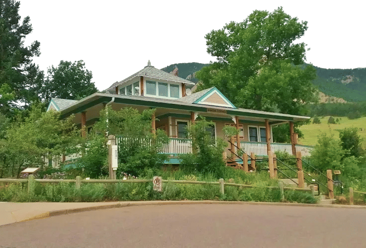 Wes Anderson meets The Flatirons at this charming cottage collection.