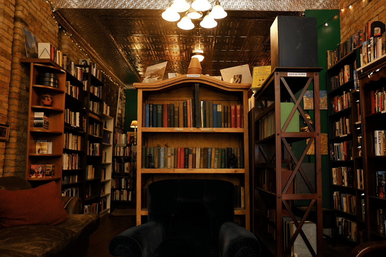 Heirloom Books Chicago