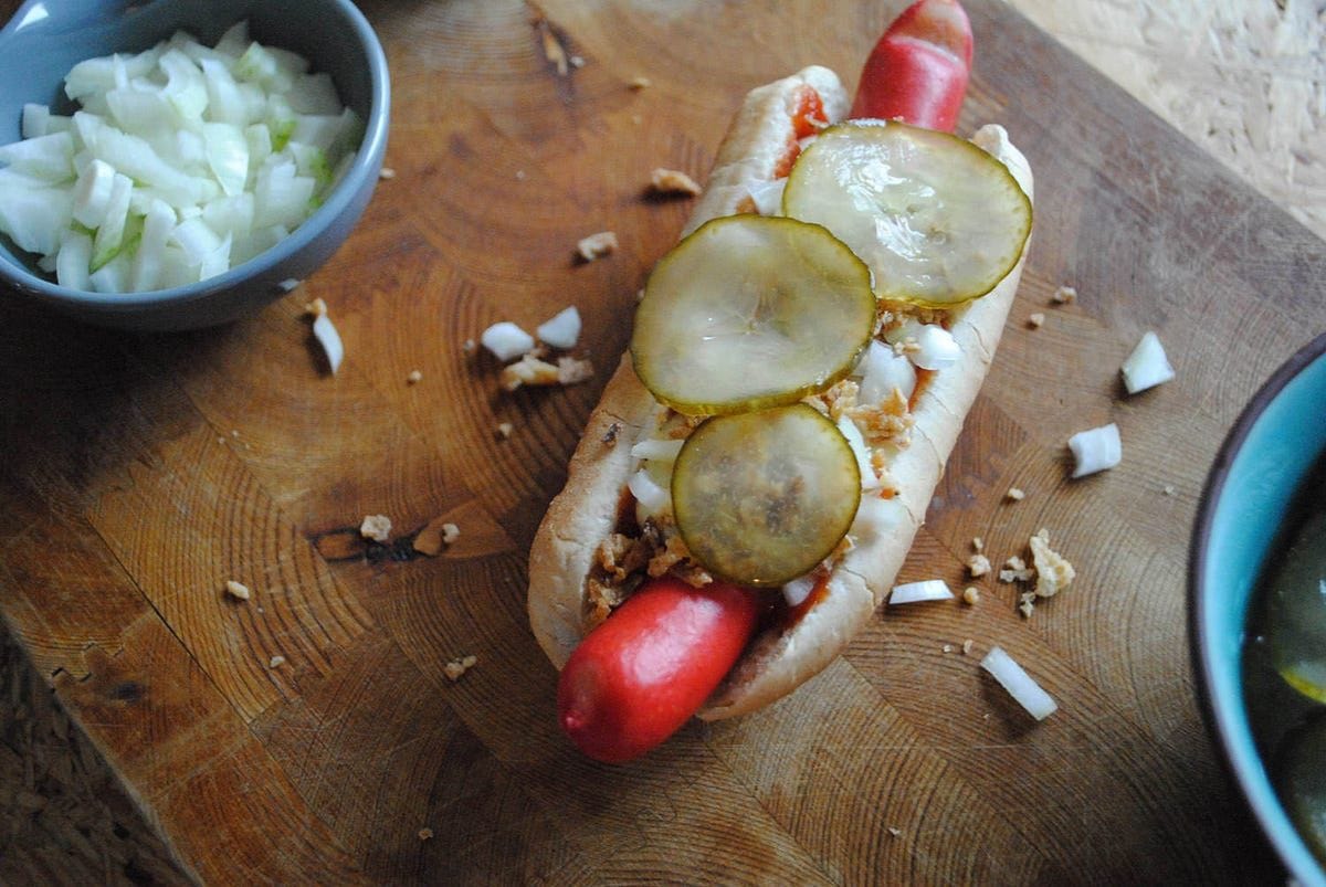 64 hot dogs from around the world