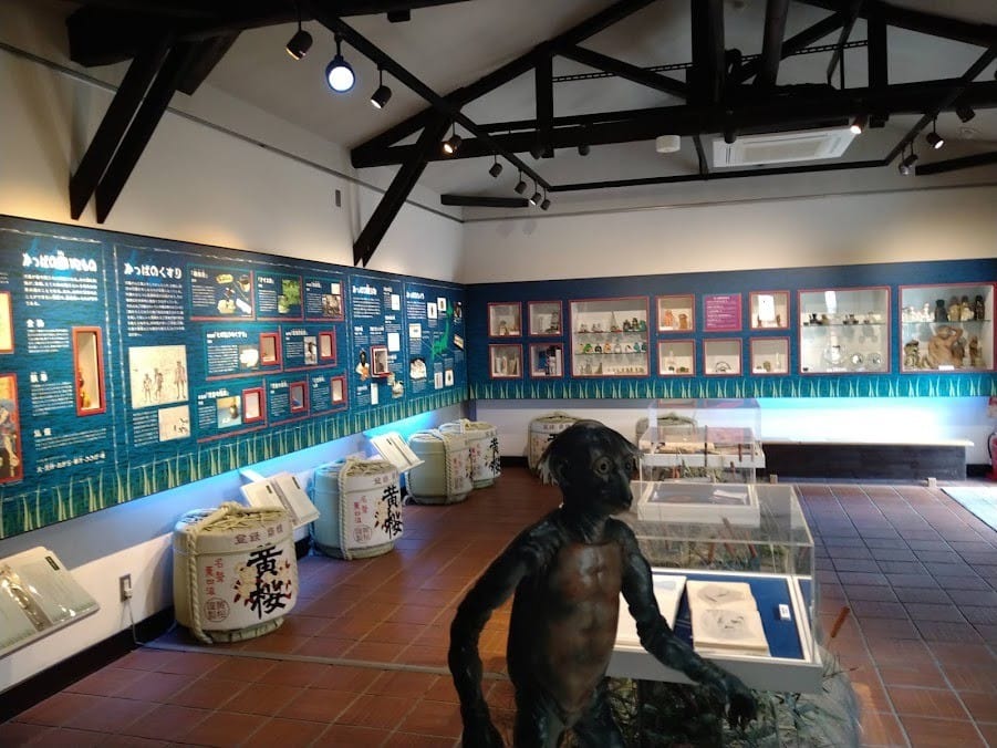 Kizakura Kappa Museum 黄桜記念館・河童資料館