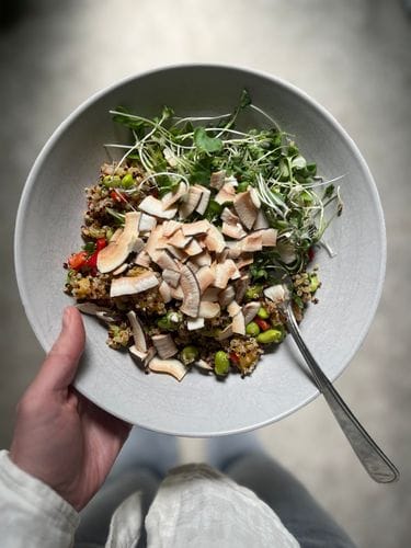 California Quinoa Salad (Whole Foods Copycat Recipe)