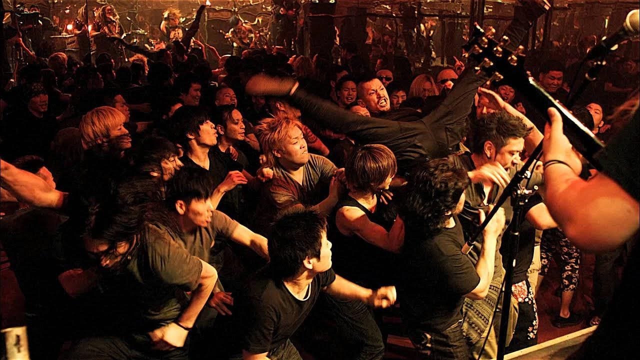 MAXIMUM THE HORMONE (watch until the end, promise it won’t disappoint)