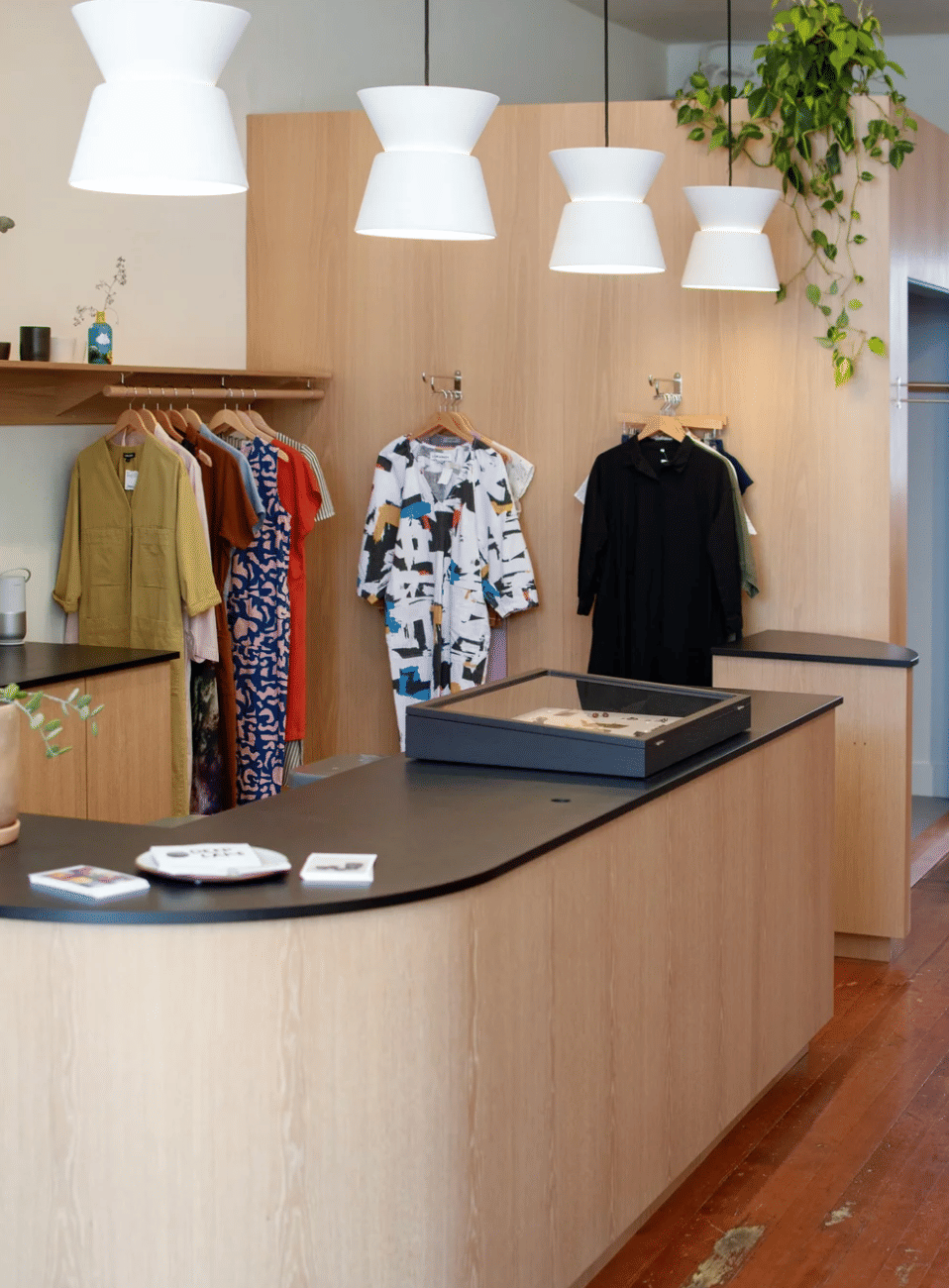 Deep Lake - Consignment 