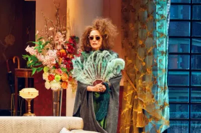Rose Byrne in 'Fallen Angels' (Sydney Theatre Company, 2000)