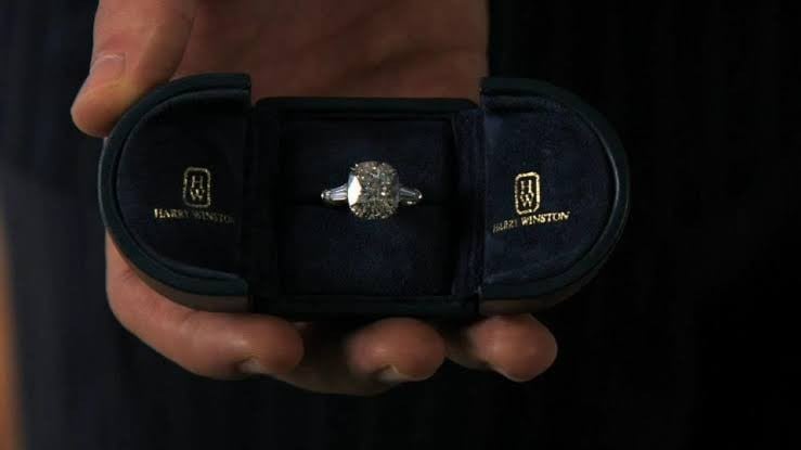 blair waldorf's harry winston ring