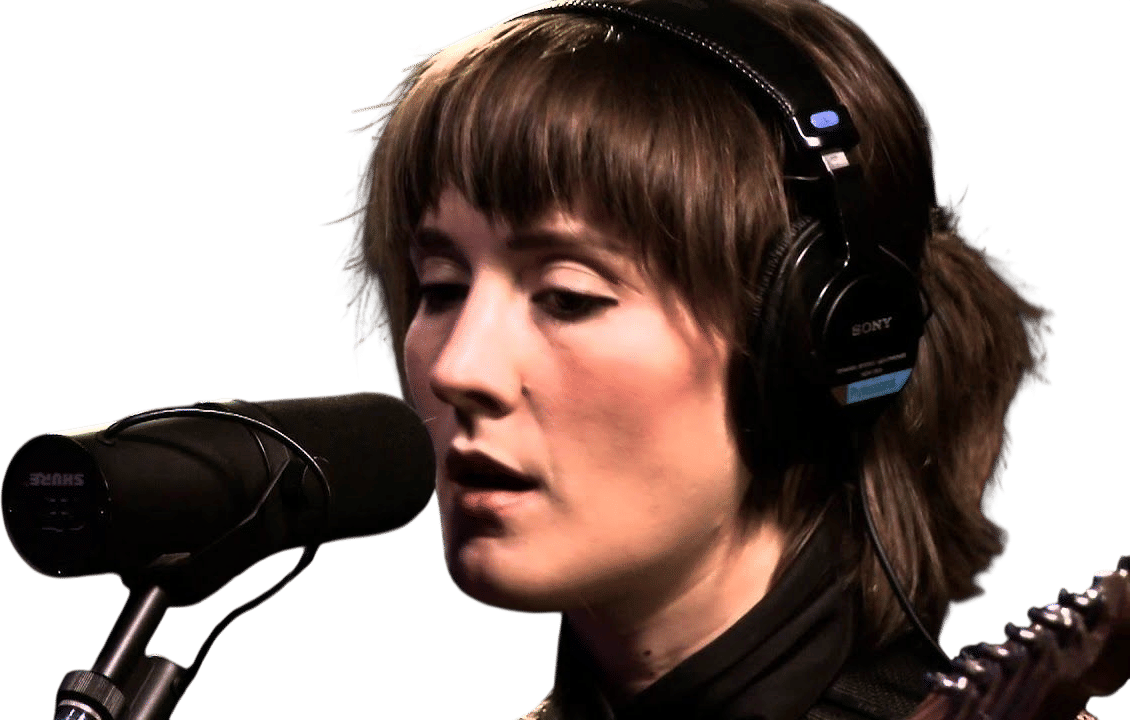 Cate Le Bon performing "Are You With Me Now?" Live on KCRW