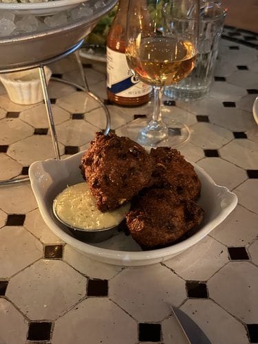 Queen's Hush Puppies