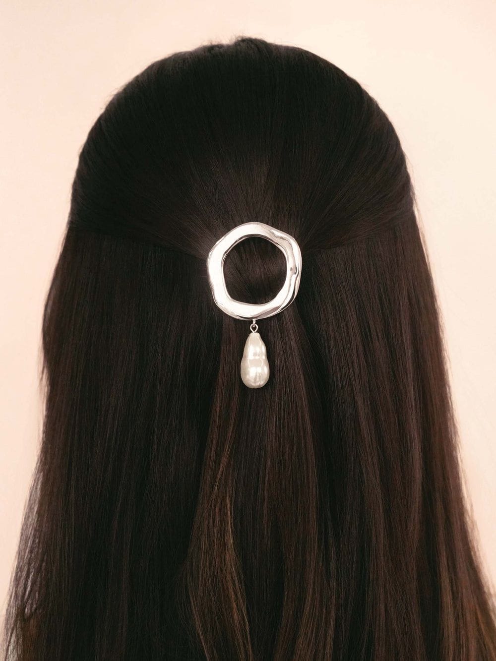 Open Circle Pearl Barrette