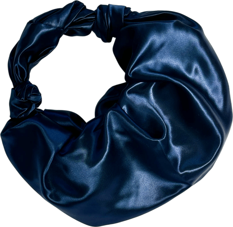 Room Shop Knot Croissant Bag