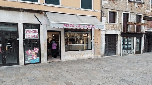 Pizza Al Volo