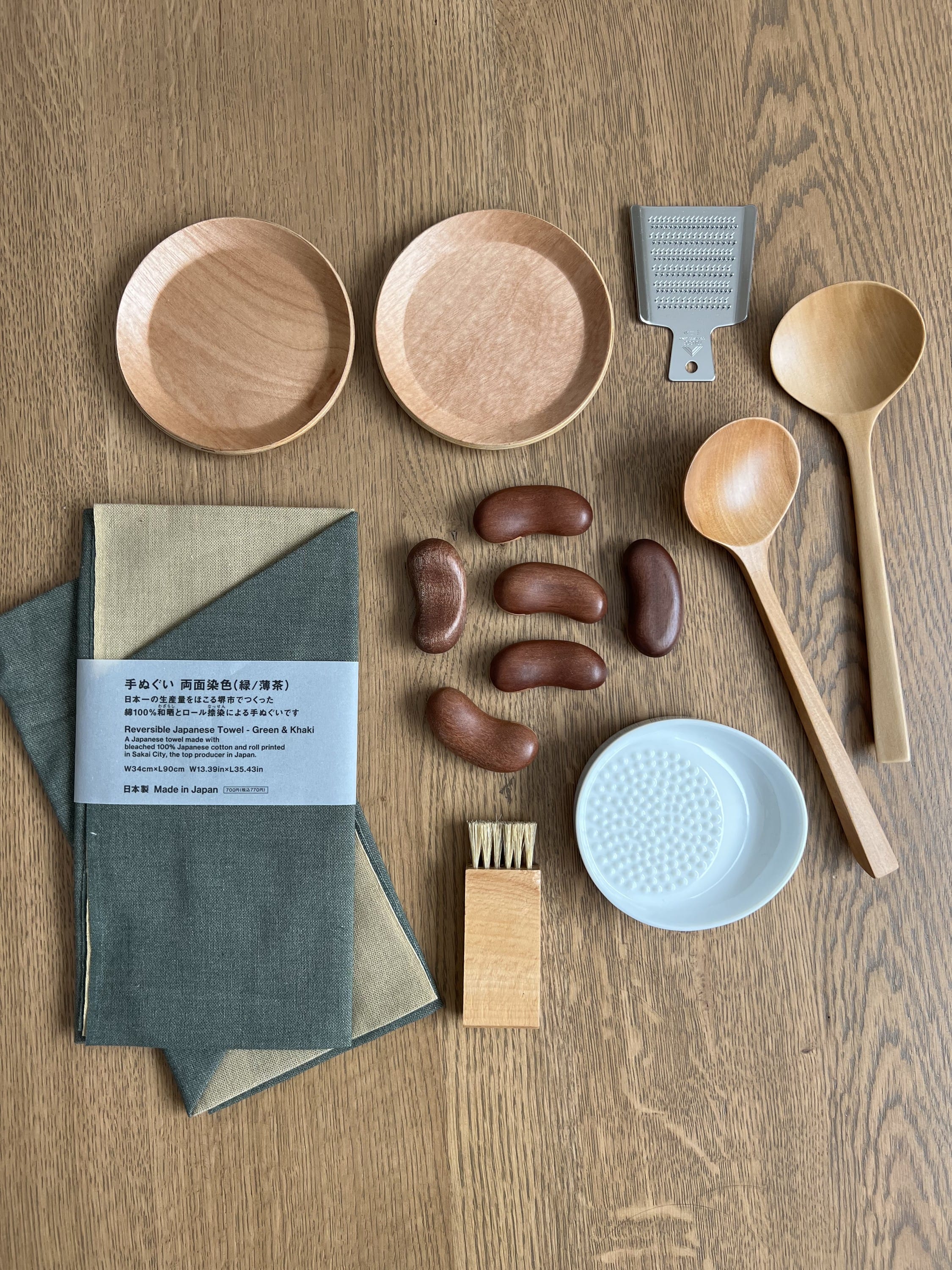 Knolling your souvenirs