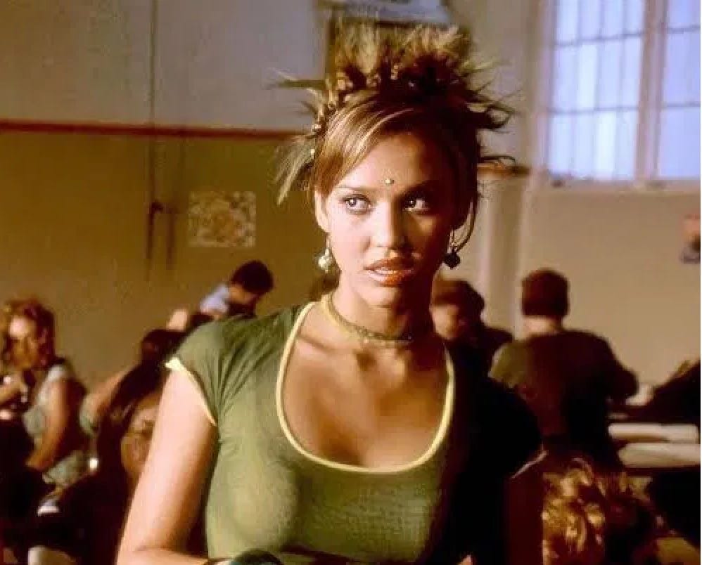 Jessica Alba Was a Hair Shapeshifter