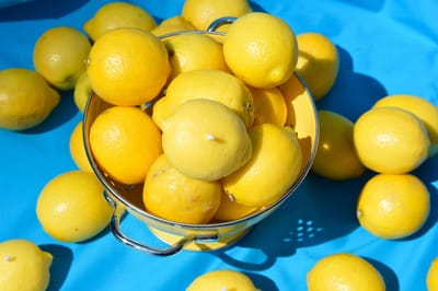 Lemon Pound Cake Candle
