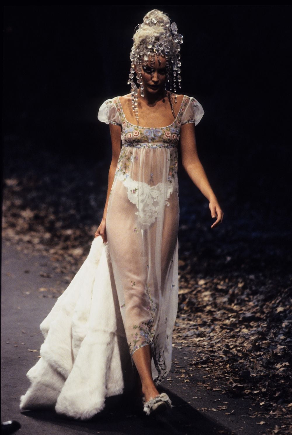 Givenchy Fall 1996 Couture Collection