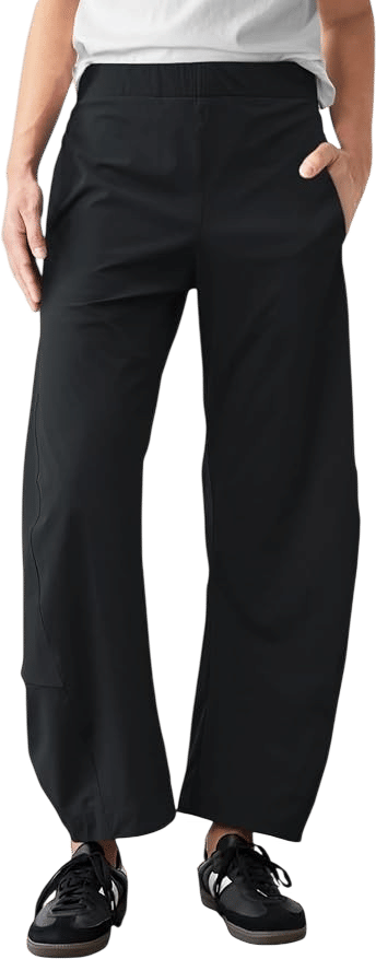 Arrive after 10+ hours on the plane looking sharp with  these stretchy comfortable travel pants