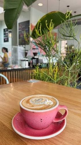 Lemon Poppyseed Latte
