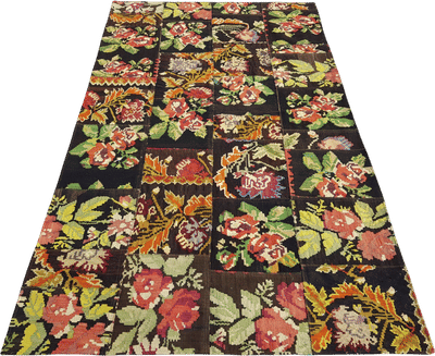 Floral Kilim Vintage Turkish Rug (6.2'x10.6' Feet)