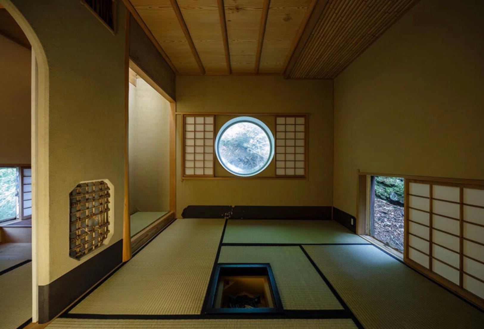 Kisho Kurokawa's Capsule House K Tea Room