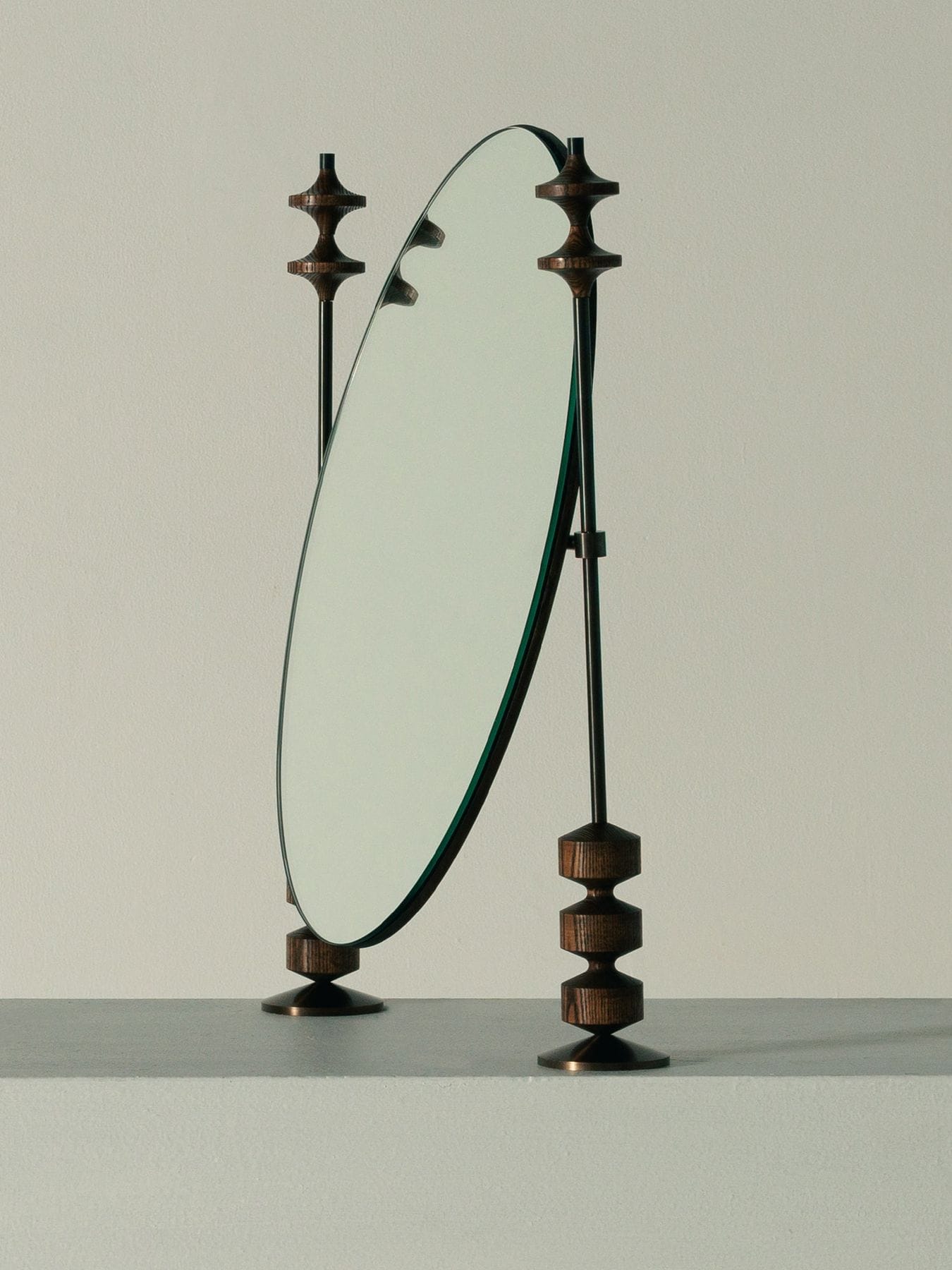 Hour Briar Vanity Mirror