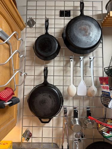 Wire Grid Panels and Hooks