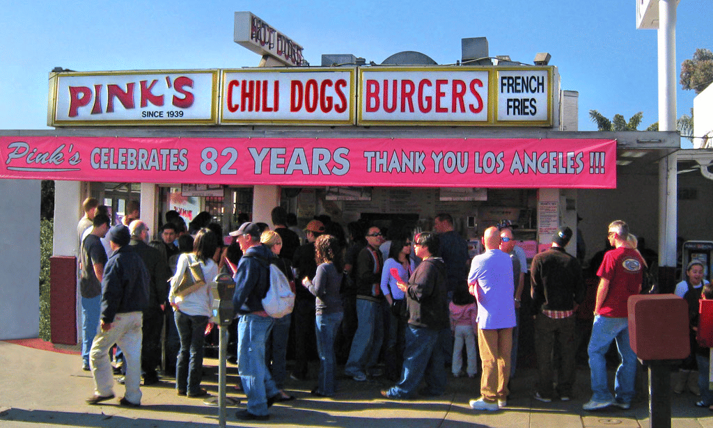 pink's hot dogs
